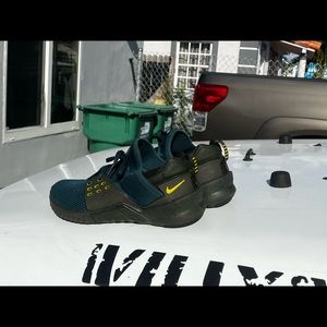 Nike Free X Metcon 2.   Nightshade size 11